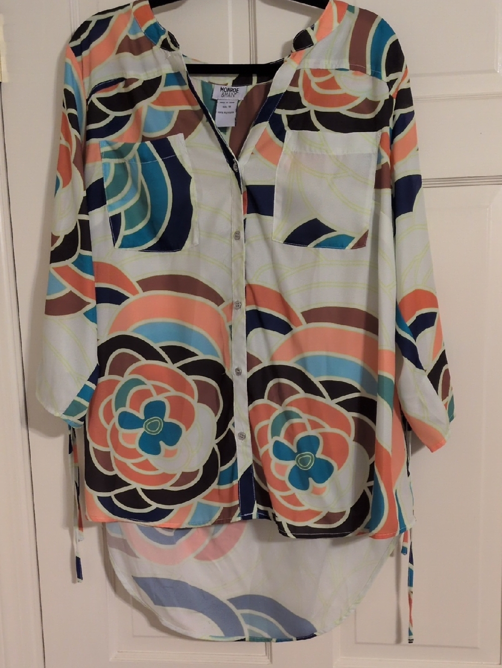 Monroe & Main Coral Teal Navy Floral Button Tunic